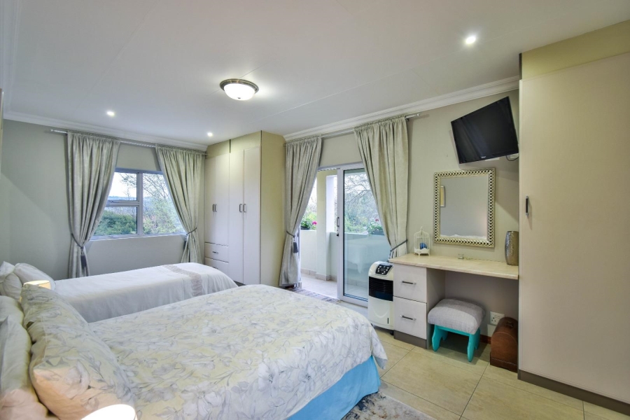 2 Bedroom Property for Sale in Zwavelpoort Gauteng