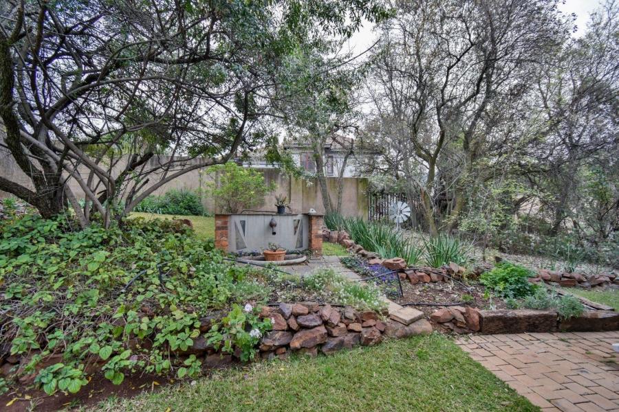 2 Bedroom Property for Sale in Zwavelpoort Gauteng