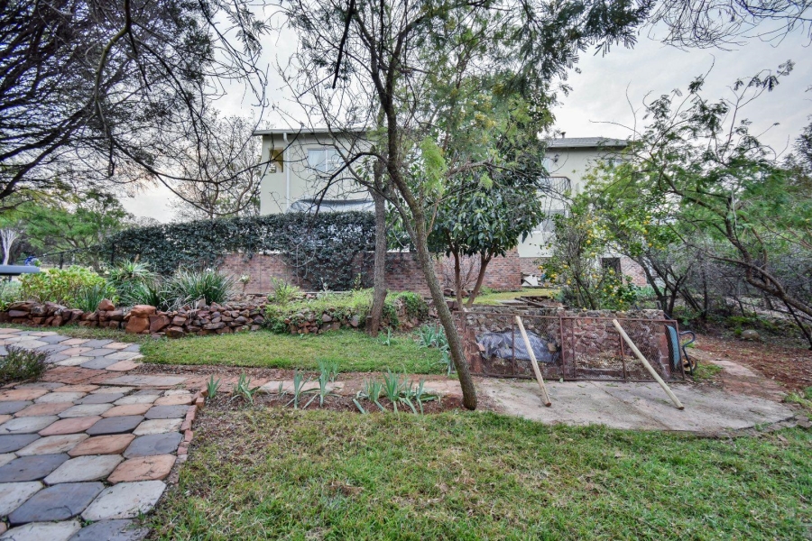 2 Bedroom Property for Sale in Zwavelpoort Gauteng