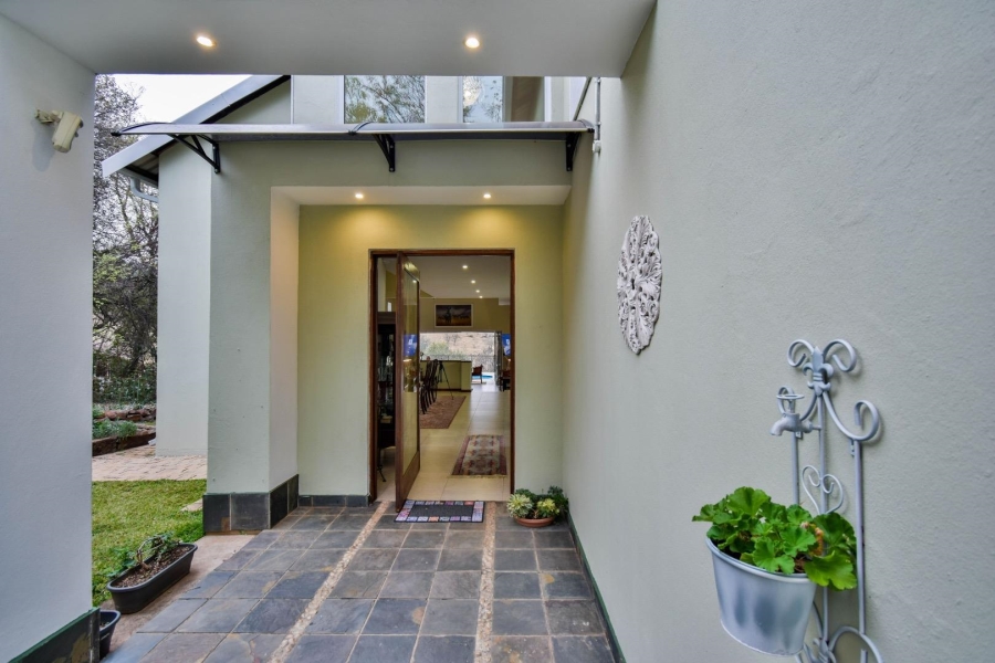 2 Bedroom Property for Sale in Zwavelpoort Gauteng