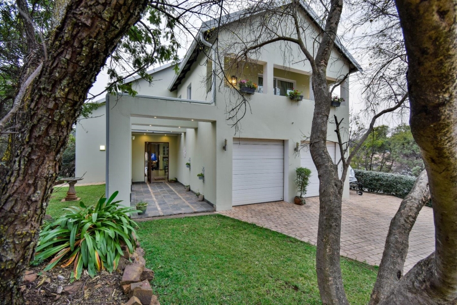 2 Bedroom Property for Sale in Zwavelpoort Gauteng