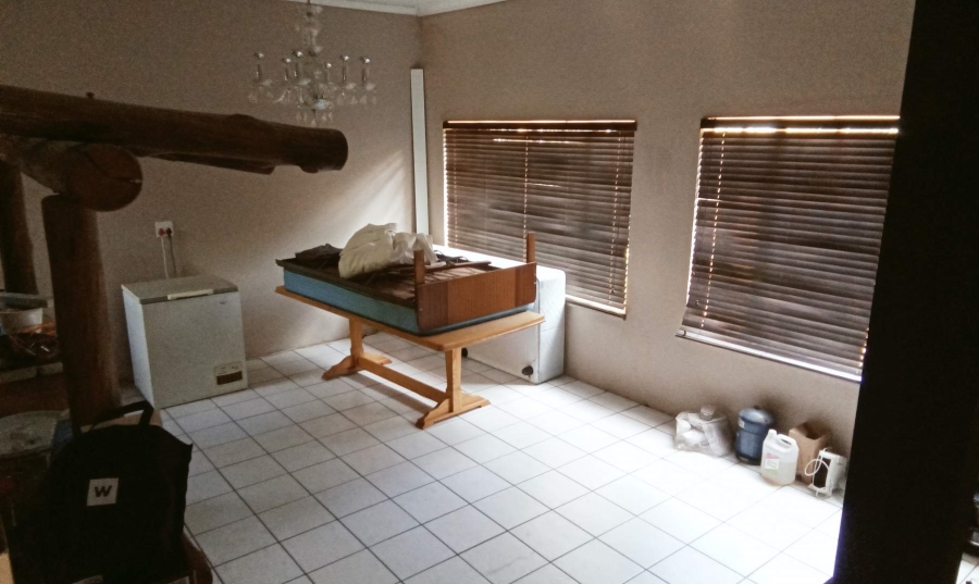 4 Bedroom Property for Sale in Radiokop Gauteng