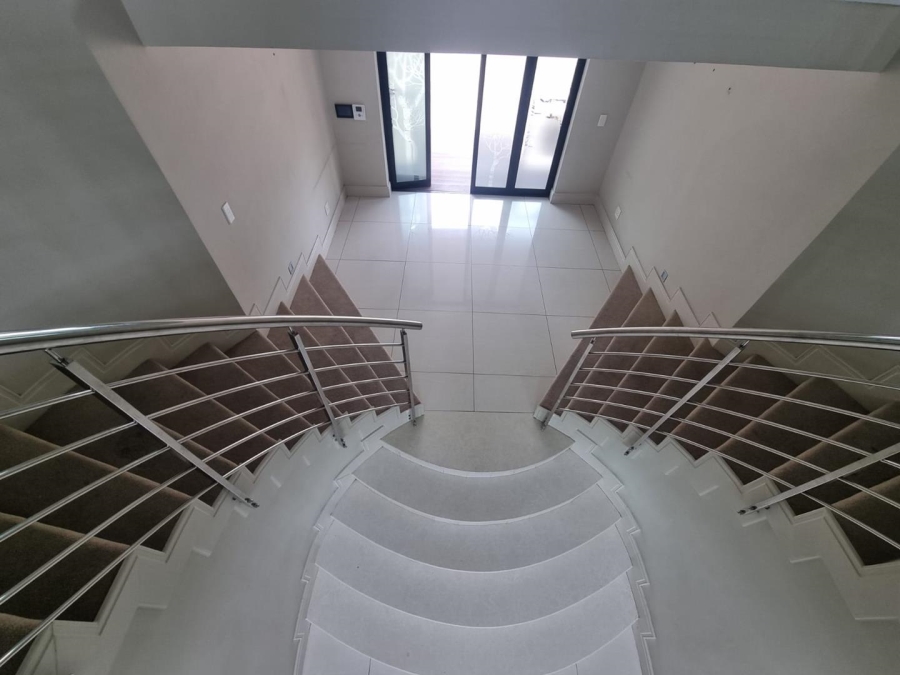 5 Bedroom Property for Sale in Hurlingham Gauteng