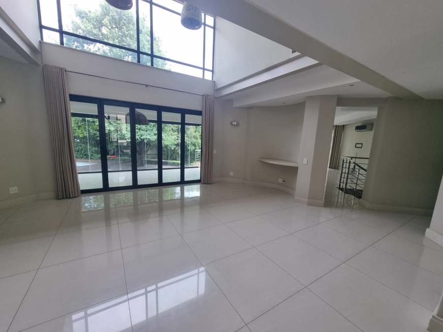 5 Bedroom Property for Sale in Hurlingham Gauteng