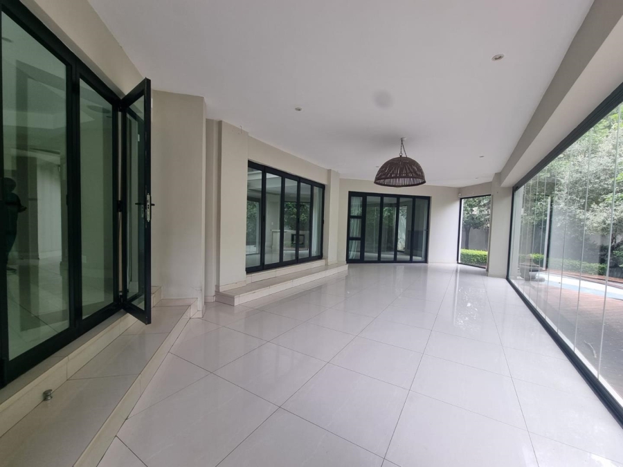 5 Bedroom Property for Sale in Hurlingham Gauteng