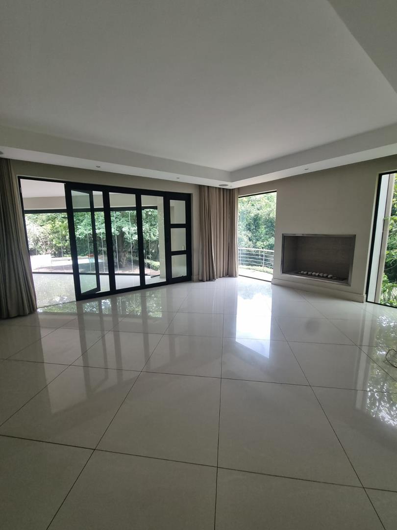 5 Bedroom Property for Sale in Hurlingham Gauteng