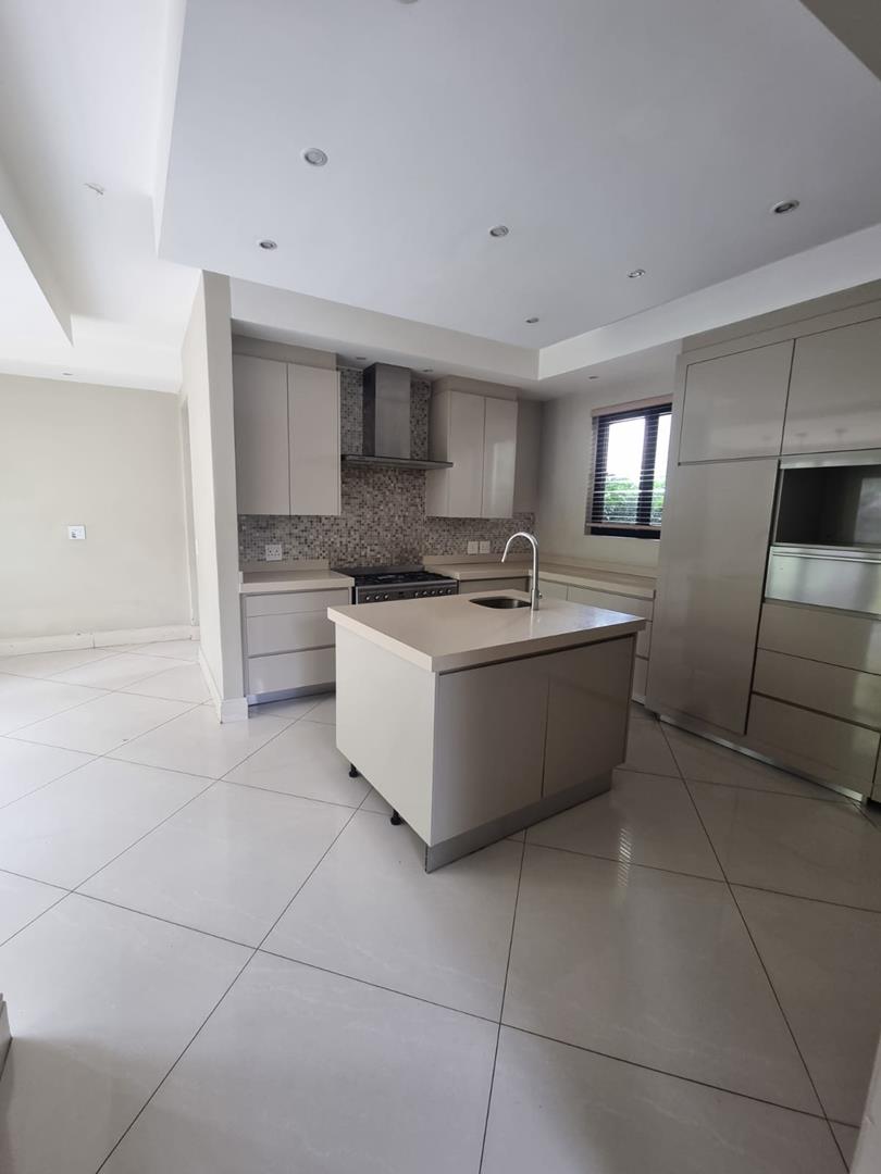 5 Bedroom Property for Sale in Hurlingham Gauteng