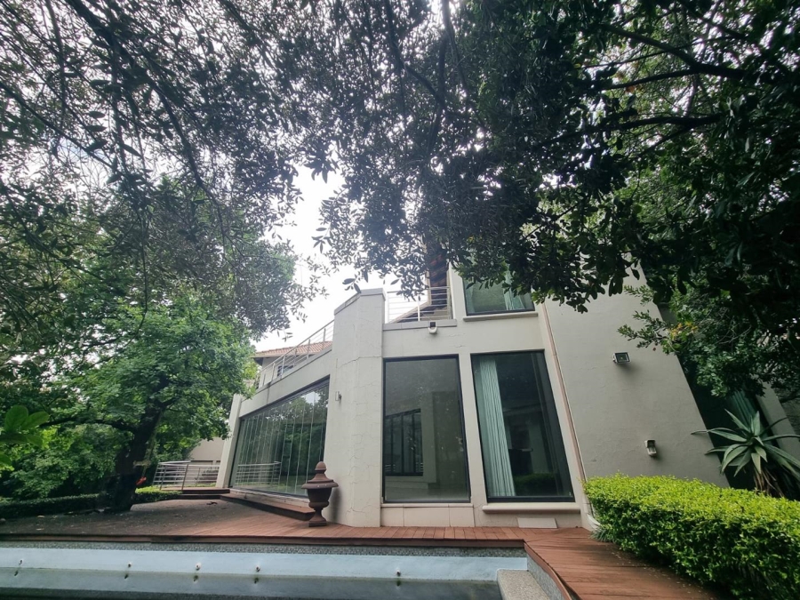 5 Bedroom Property for Sale in Hurlingham Gauteng