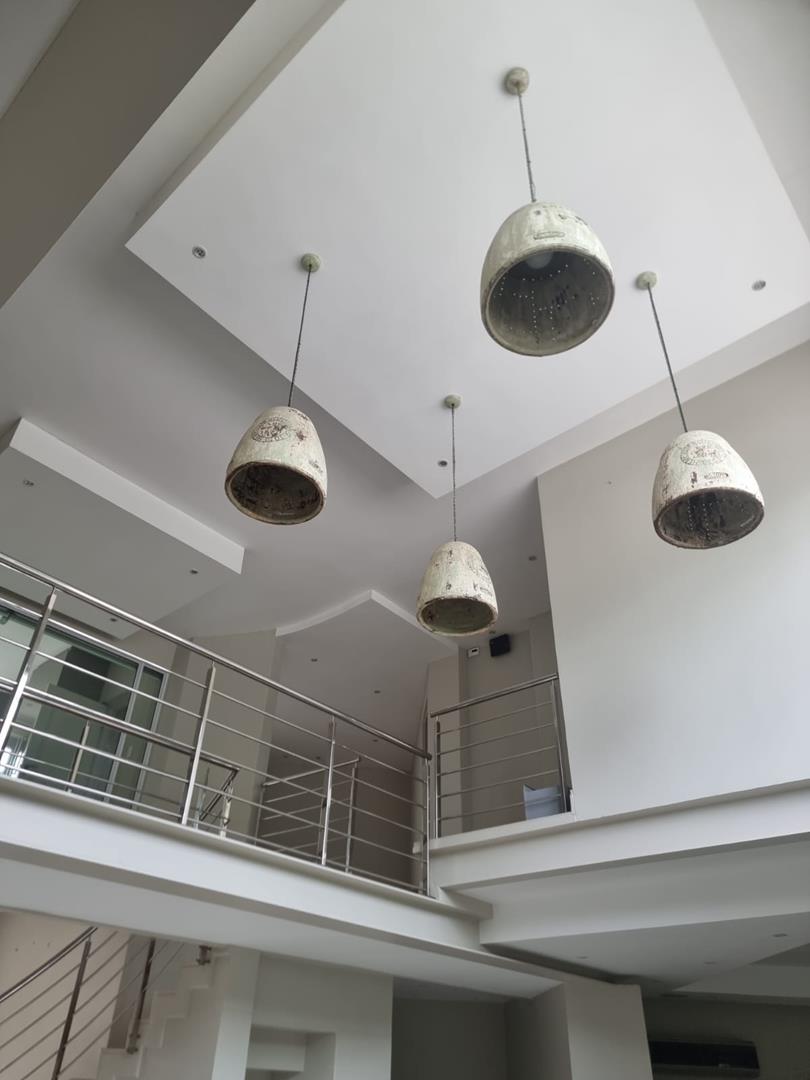 5 Bedroom Property for Sale in Hurlingham Gauteng