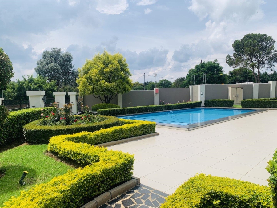 1 Bedroom Property for Sale in Fourways Gauteng