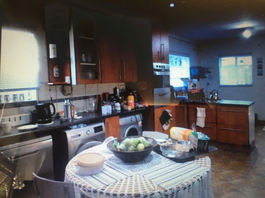 6 Bedroom Property for Sale in Valhalla Gauteng