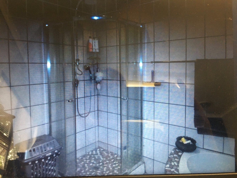 6 Bedroom Property for Sale in Valhalla Gauteng