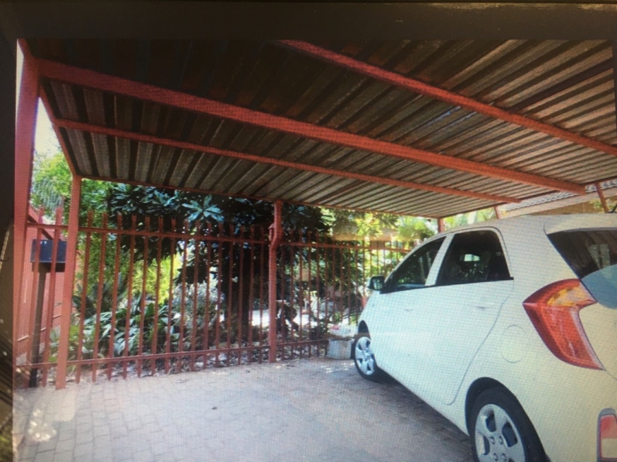 6 Bedroom Property for Sale in Valhalla Gauteng