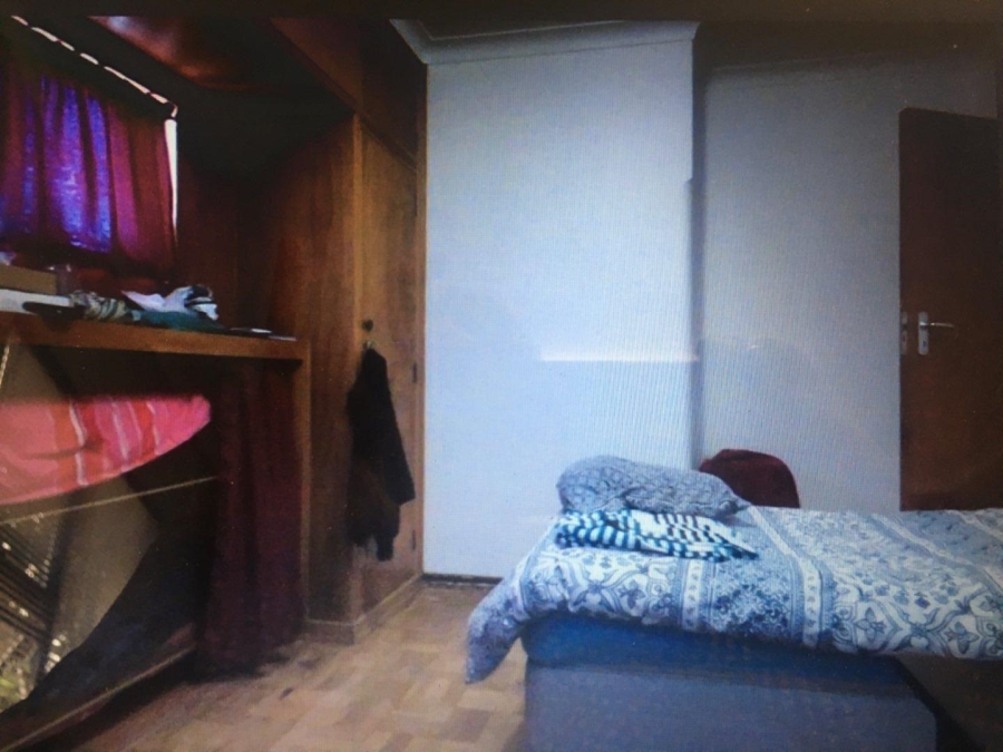 6 Bedroom Property for Sale in Valhalla Gauteng