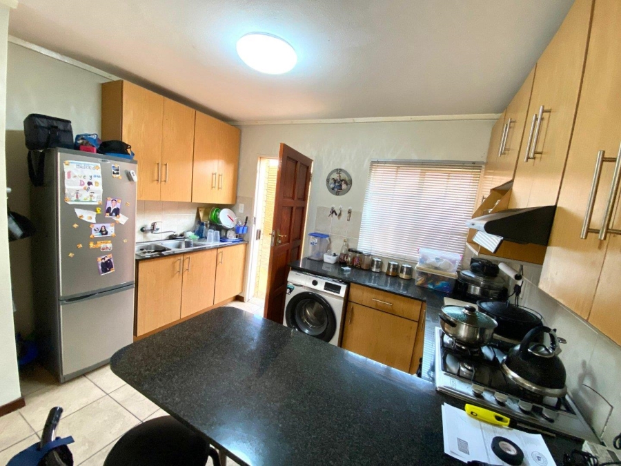 2 Bedroom Property for Sale in The Reeds Gauteng