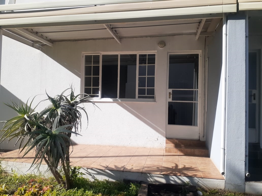 To Let 2 Bedroom Property for Rent in Groenkloof Gauteng