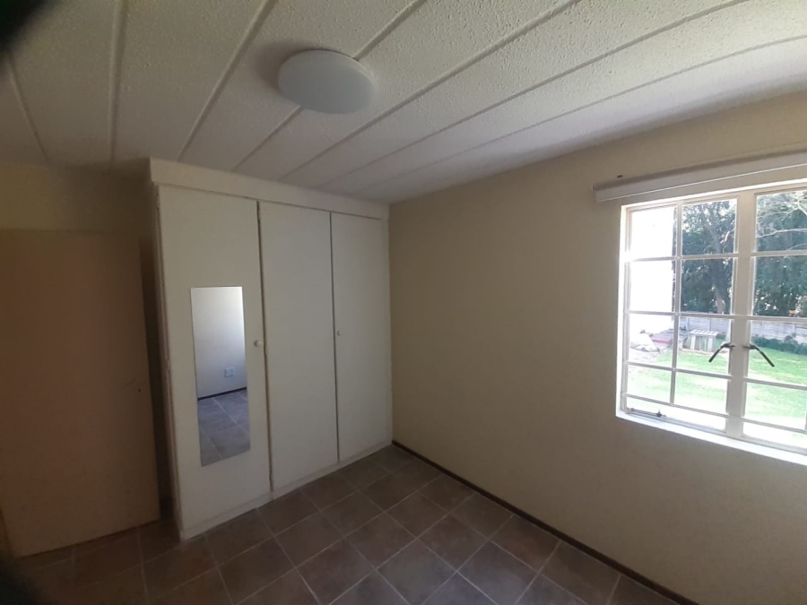 To Let 2 Bedroom Property for Rent in Groenkloof Gauteng