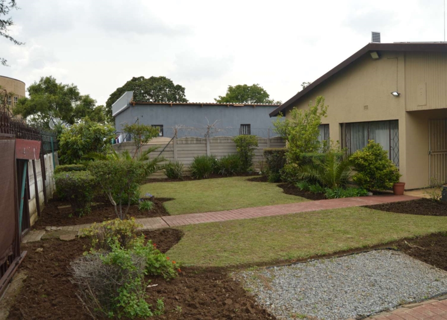 4 Bedroom Property for Sale in New Redruth Gauteng