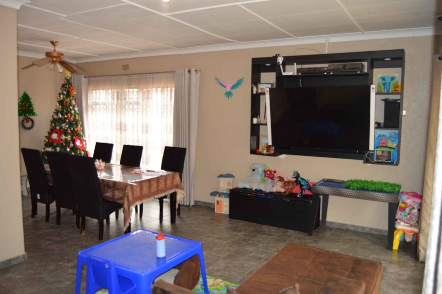 4 Bedroom Property for Sale in New Redruth Gauteng