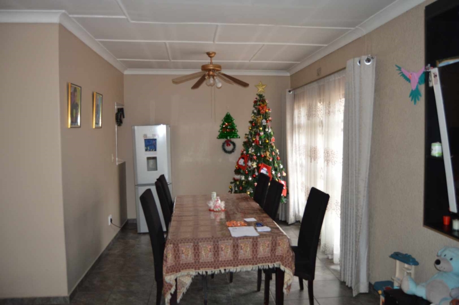 4 Bedroom Property for Sale in New Redruth Gauteng