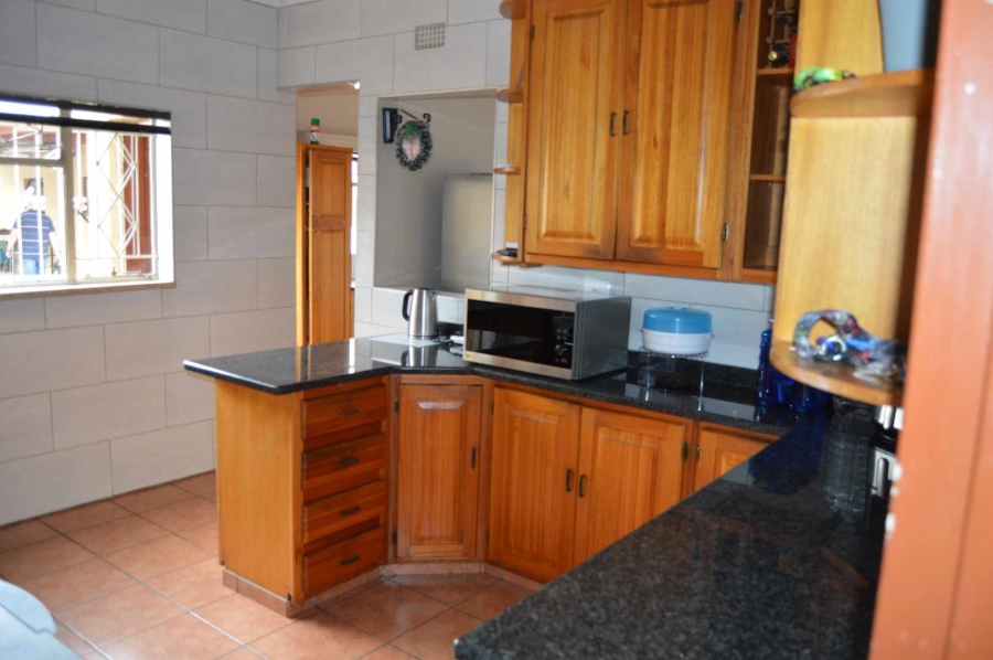 4 Bedroom Property for Sale in New Redruth Gauteng