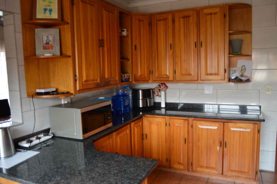 4 Bedroom Property for Sale in New Redruth Gauteng