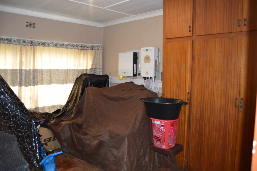 4 Bedroom Property for Sale in New Redruth Gauteng