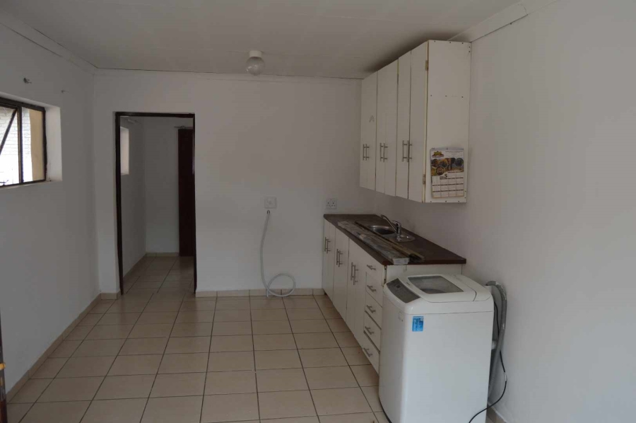 4 Bedroom Property for Sale in New Redruth Gauteng