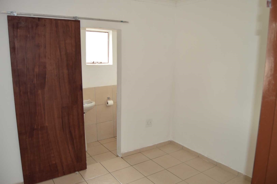 4 Bedroom Property for Sale in New Redruth Gauteng