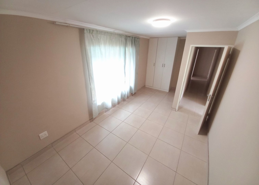 4 Bedroom Property for Sale in Suiderberg Gauteng