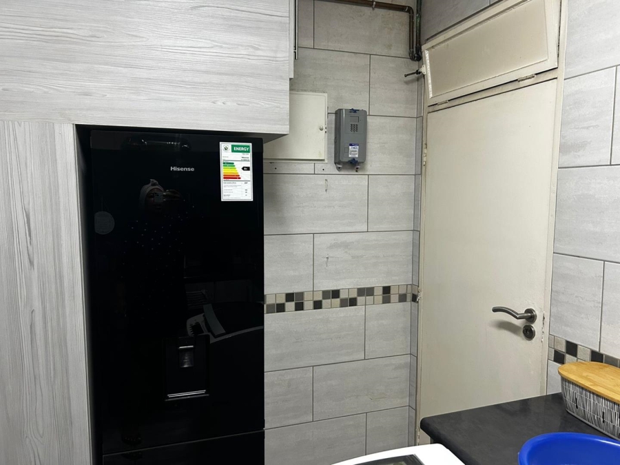 2 Bedroom Property for Sale in Denlee Gauteng