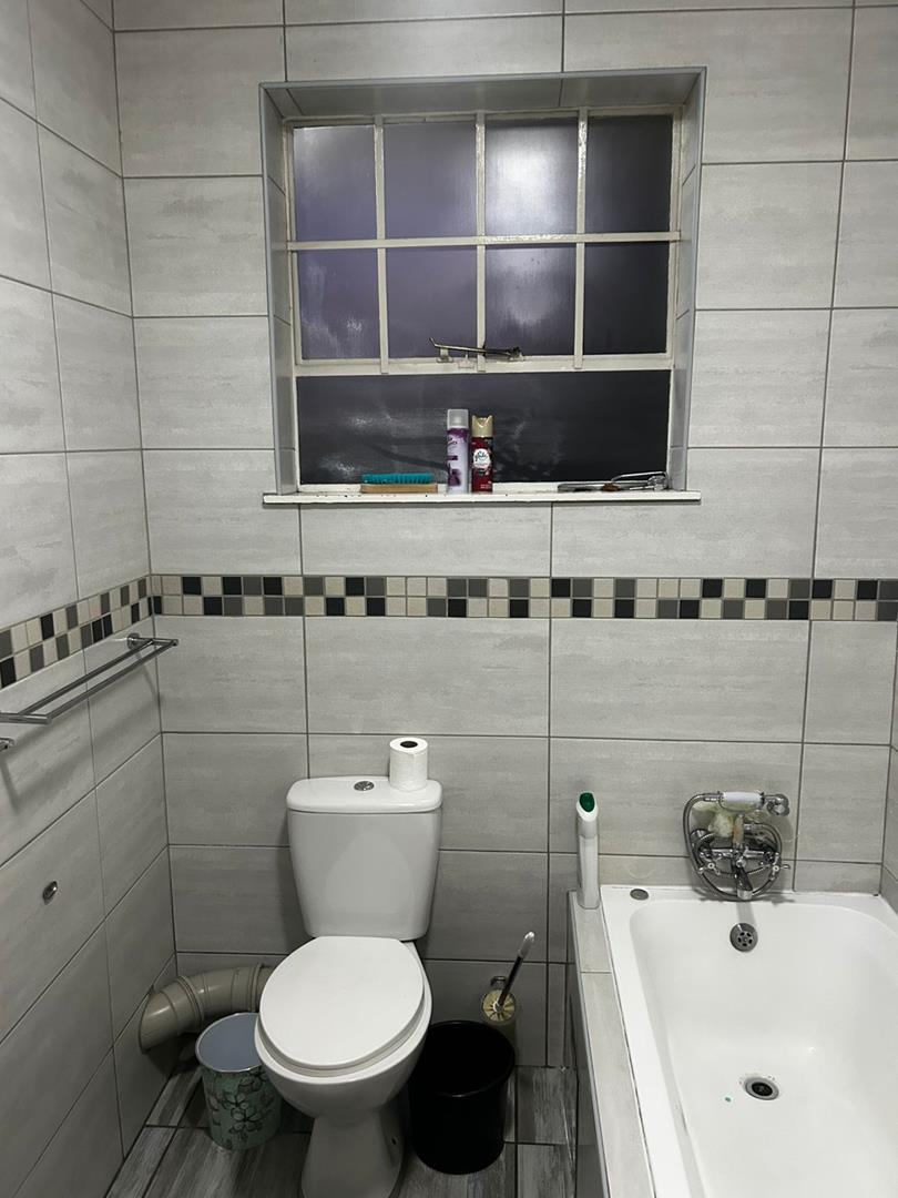 2 Bedroom Property for Sale in Denlee Gauteng