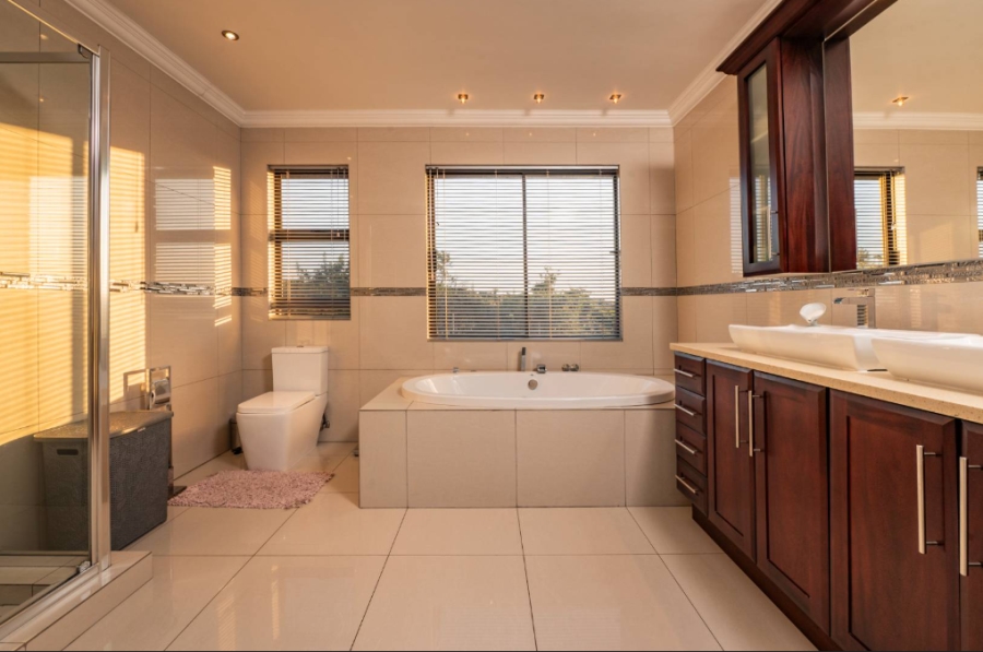 4 Bedroom Property for Sale in Meyersdal Gauteng