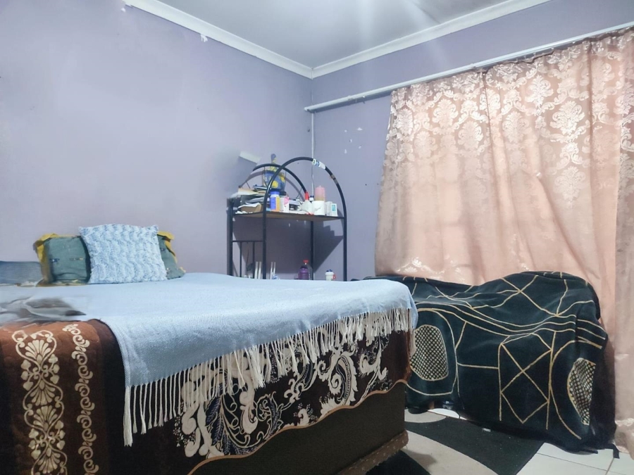 5 Bedroom Property for Sale in Cosmo City Gauteng