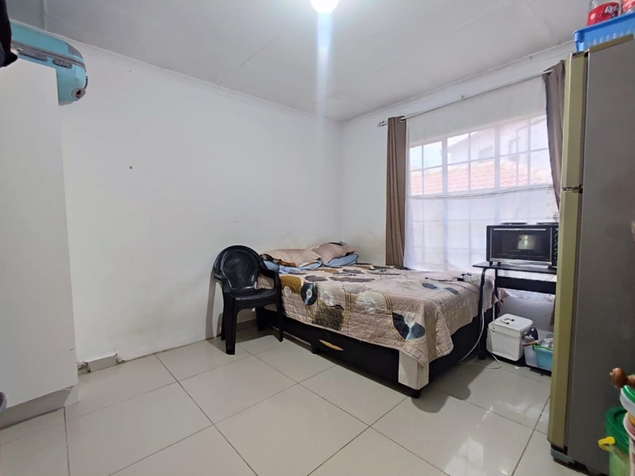 5 Bedroom Property for Sale in Cosmo City Gauteng