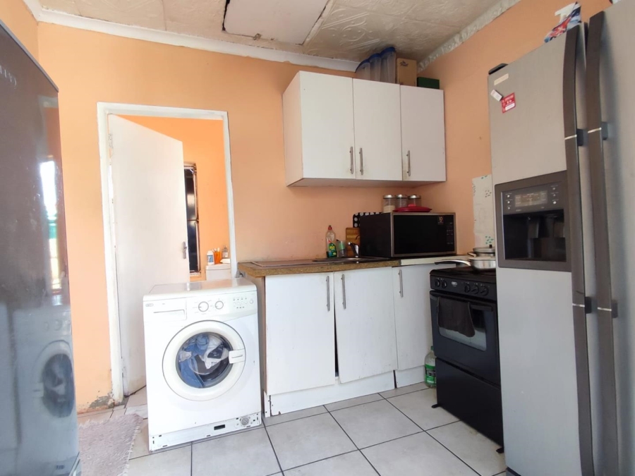 5 Bedroom Property for Sale in Cosmo City Gauteng