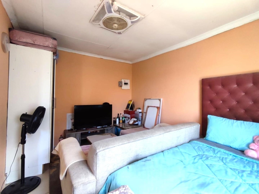 5 Bedroom Property for Sale in Cosmo City Gauteng