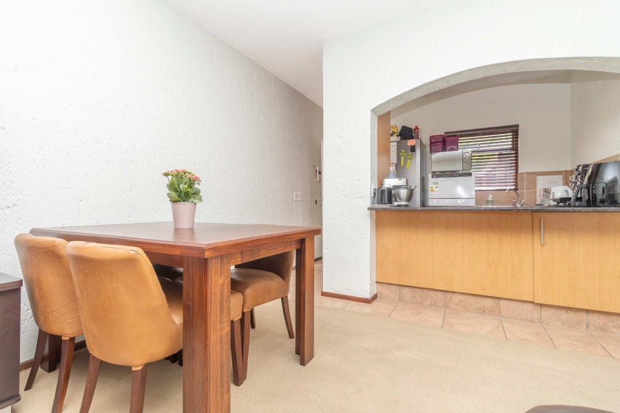 1 Bedroom Property for Sale in Lonehill Gauteng