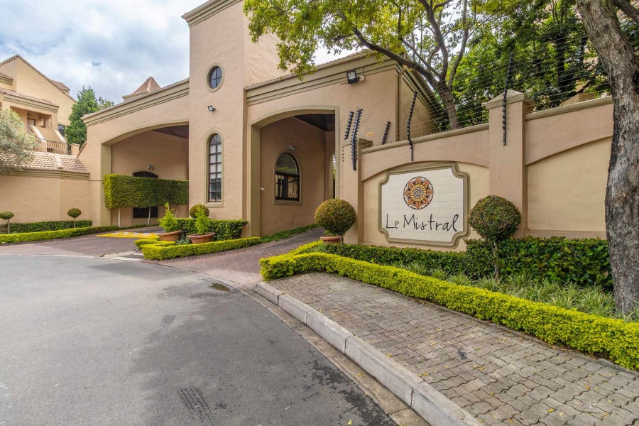 1 Bedroom Property for Sale in Lonehill Gauteng