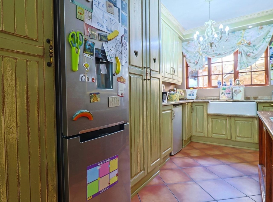 7 Bedroom Property for Sale in Alberante Gauteng