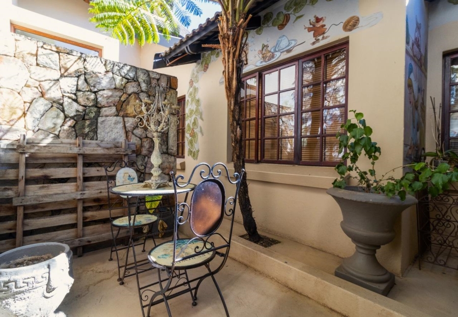 7 Bedroom Property for Sale in Alberante Gauteng