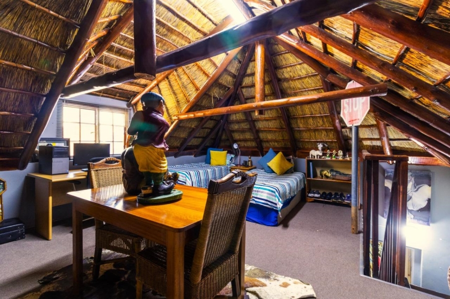 7 Bedroom Property for Sale in Alberante Gauteng