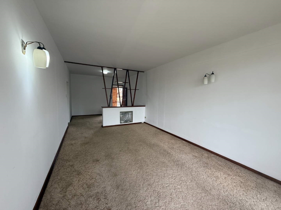 2 Bedroom Property for Sale in Florida Park Gauteng