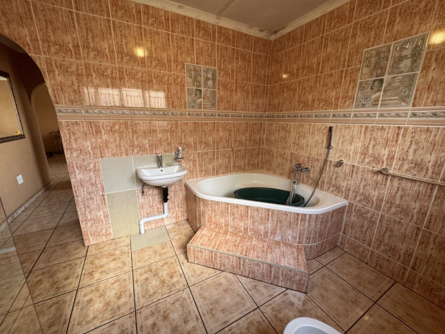 3 Bedroom Property for Sale in Chantelle Gauteng