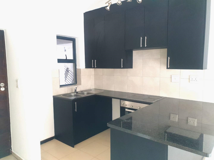 To Let 1 Bedroom Property for Rent in Jackal Creek Golf Estate Gauteng