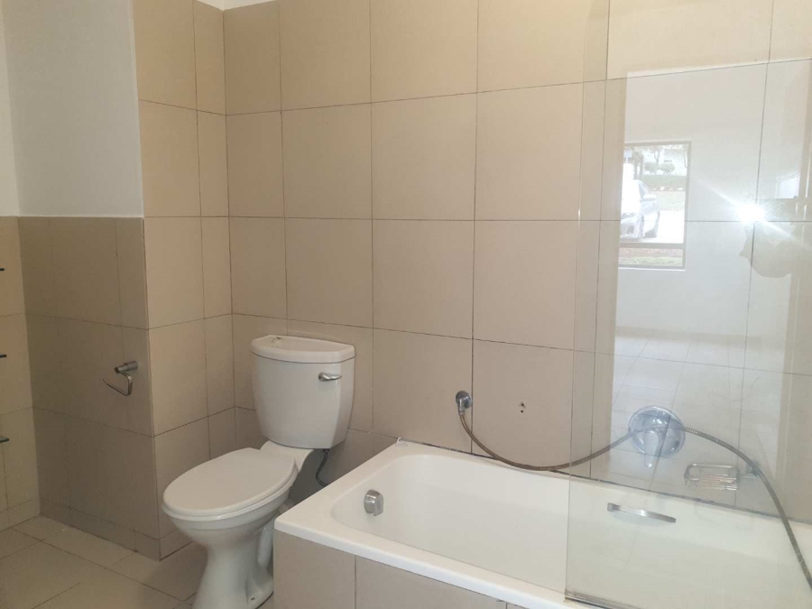 To Let 1 Bedroom Property for Rent in Jackal Creek Golf Estate Gauteng