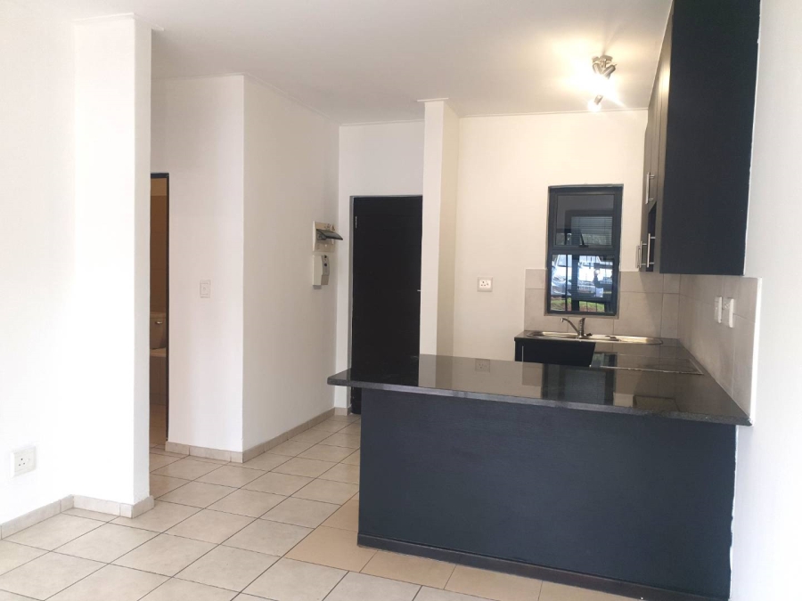 To Let 1 Bedroom Property for Rent in Jackal Creek Golf Estate Gauteng