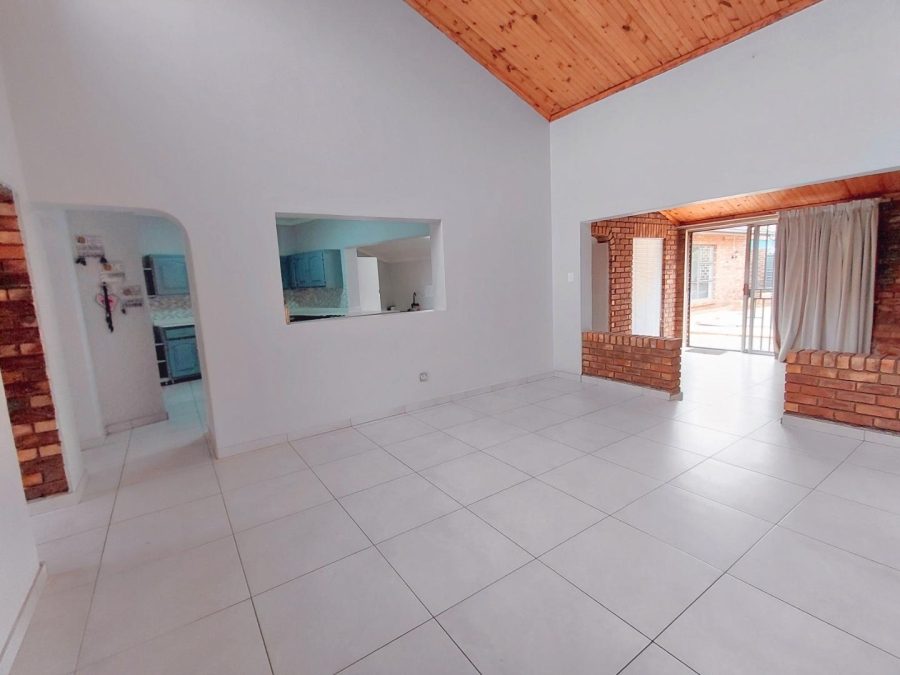 4 Bedroom Property for Sale in Edleen Gauteng