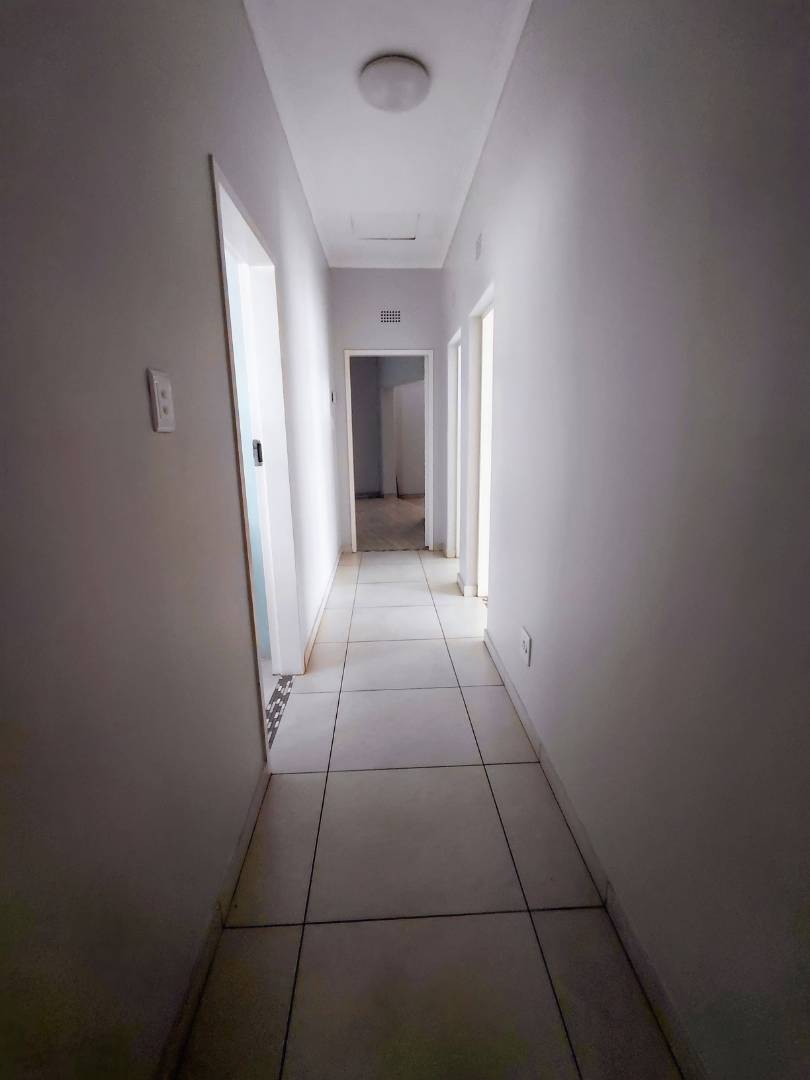 4 Bedroom Property for Sale in Edleen Gauteng