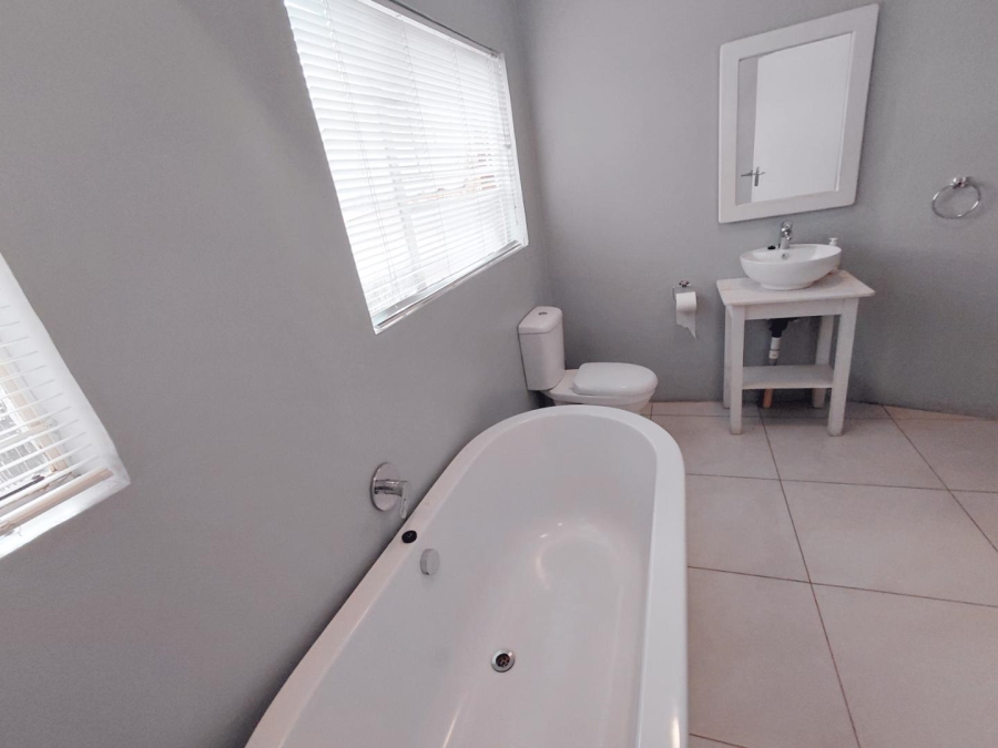 4 Bedroom Property for Sale in Edleen Gauteng